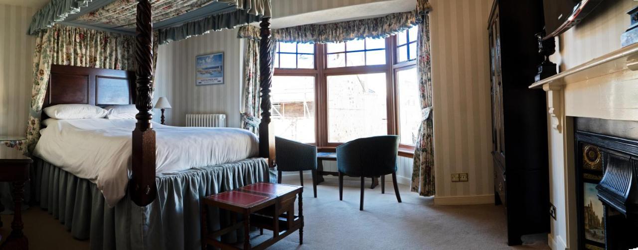 The Olde Ship Inn Seahouses Quarto foto