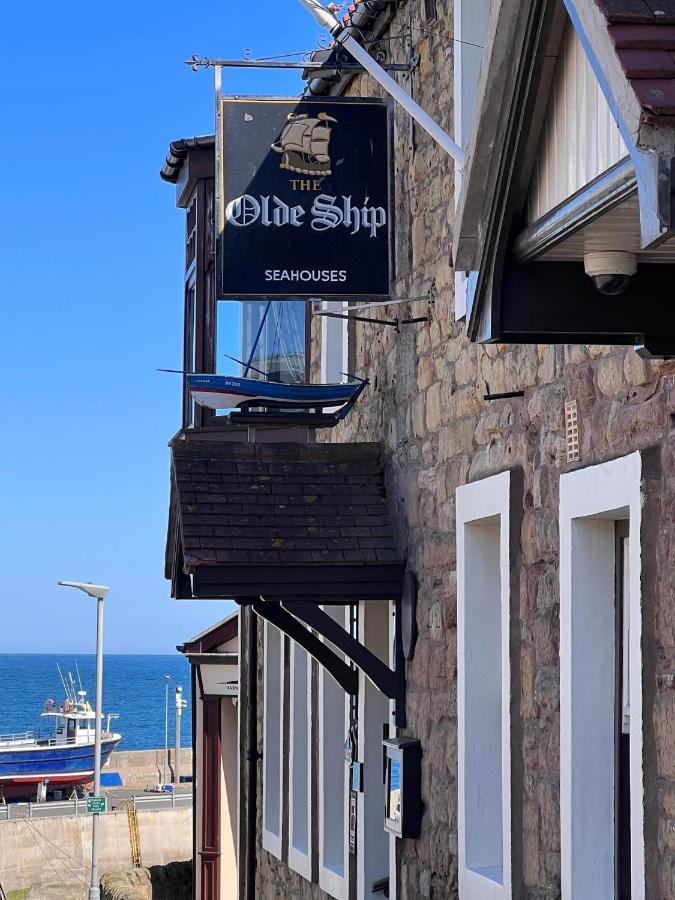 The Olde Ship Inn Seahouses Exterior foto